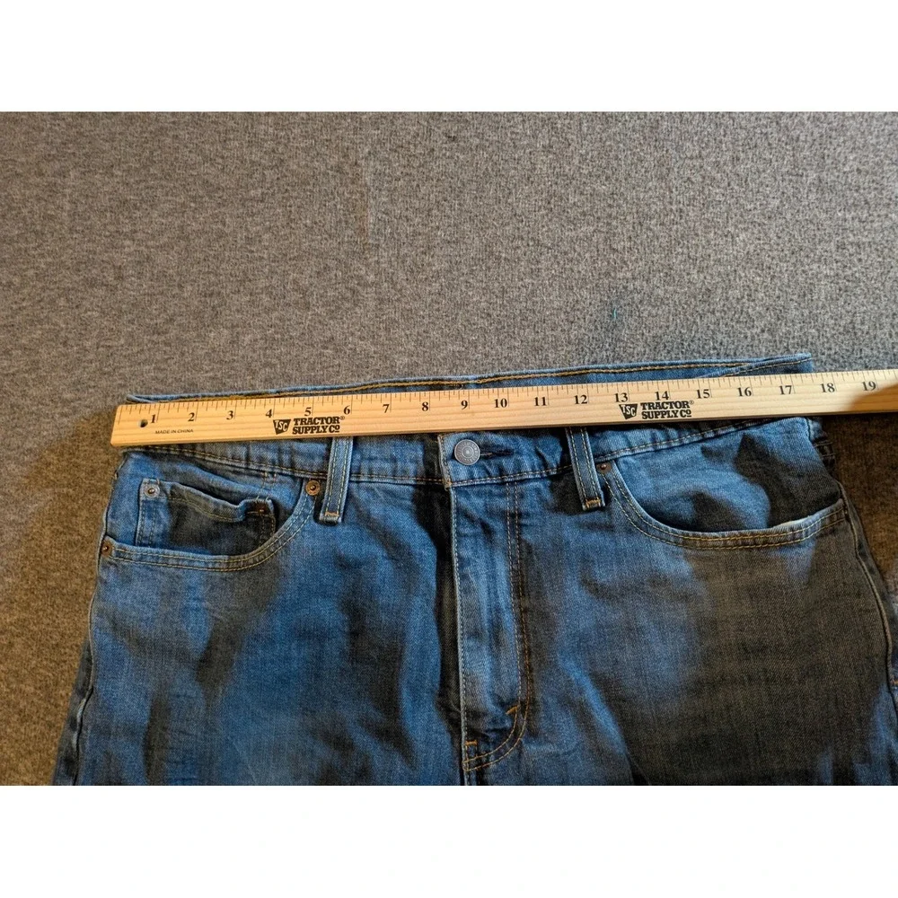 Levi's Jeans Mens 541 Denim Straight Leg Size 36x32 Medium Wash